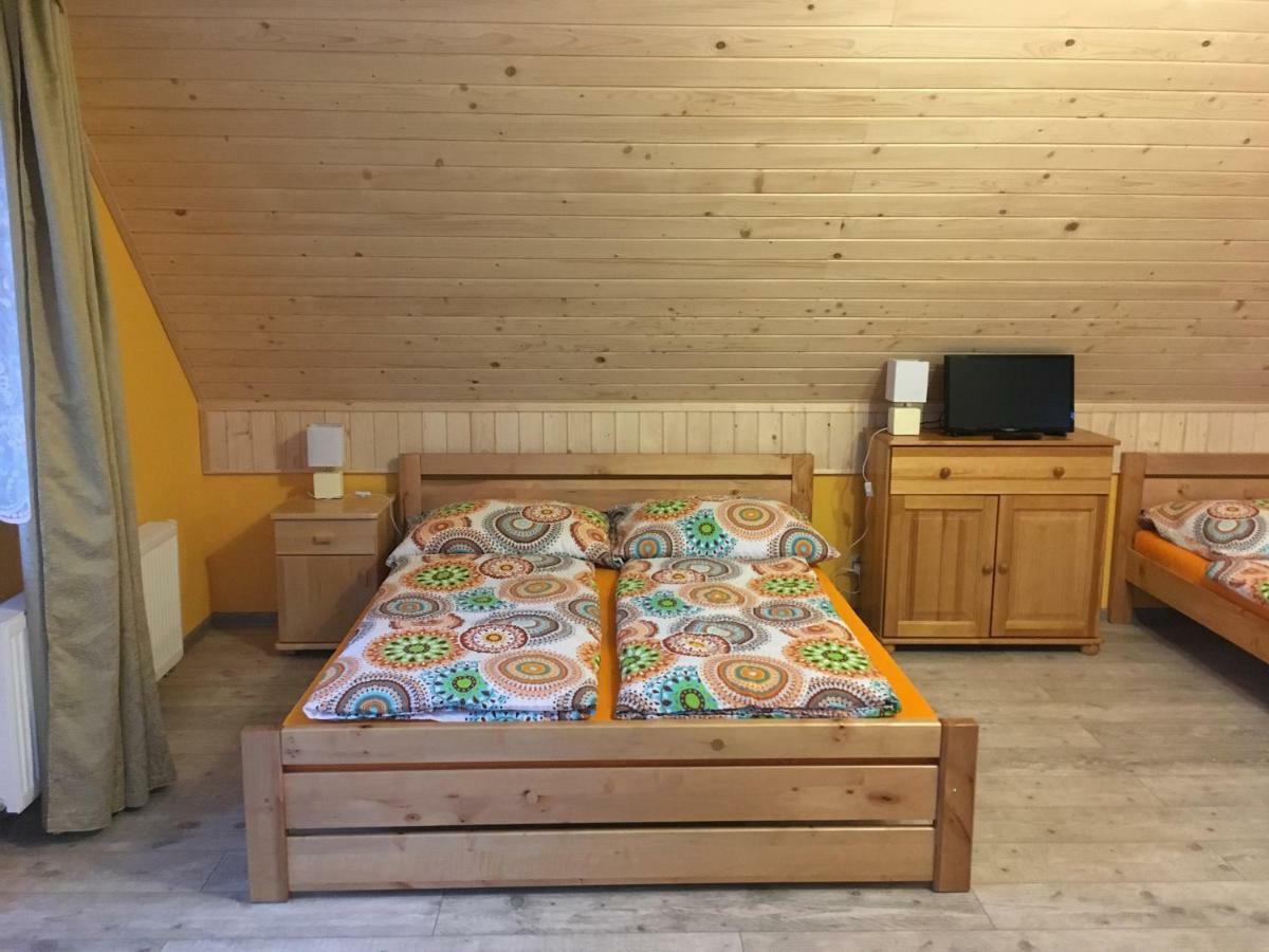 Appartement Privat 66 à Liptovský Trnovec Extérieur photo